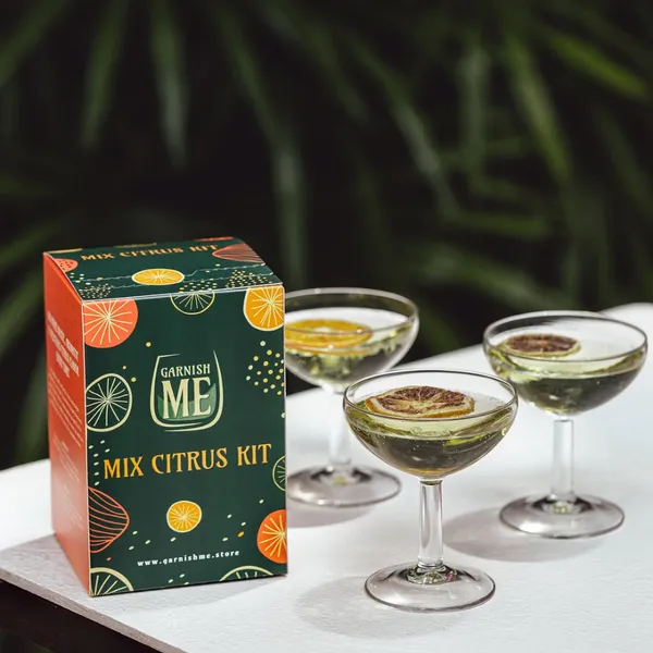 Mix citrus kit with coupe glasses